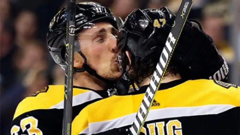 Самому агрессивному игроку НХЛ запретили целовать соперников