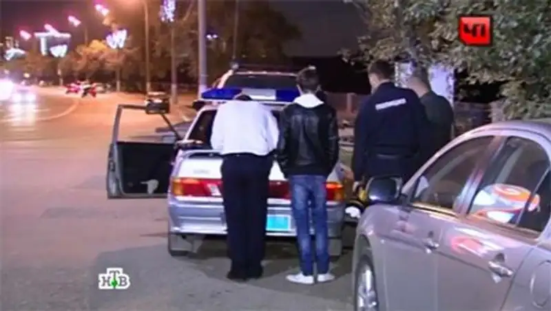 В Москве поймали полицейского с фальшивыми водительскими правами