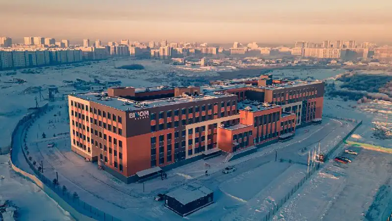 В Нур-Султане запустили бесплатную школу нового поколения на четыре  тысячи мест