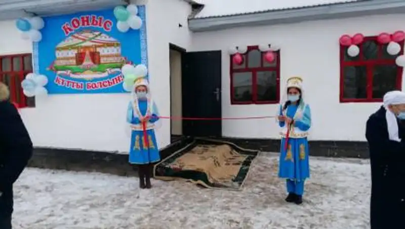 Многодетные семьи заселяются в новые дома