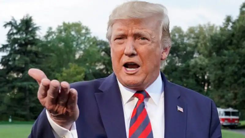 Импичмент: демократы предъявили два обвинения Трампу