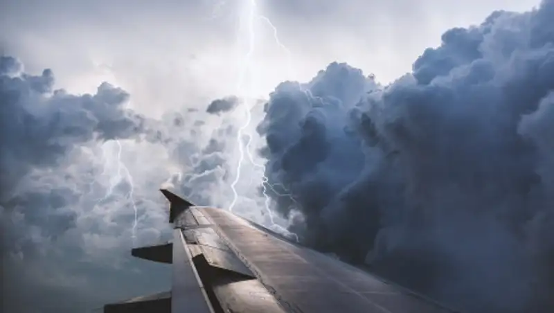 Младенец умер на борту рейса Бишкек - Стамбул