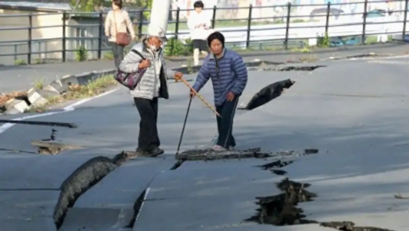 На юге Японии за два дня произошло более 230 землетрясений