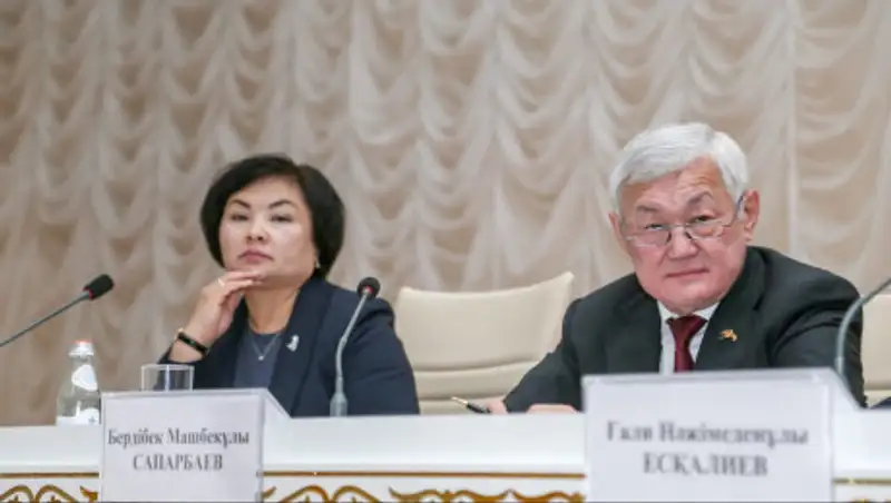 Сапарбаев: Мы должны обучать детей труду