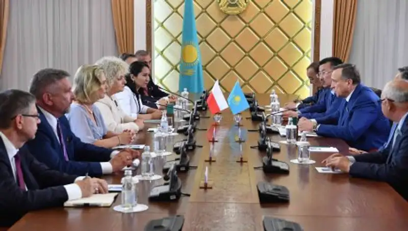 Сенаты Казахстана и Польши укрепляют сотрудничество