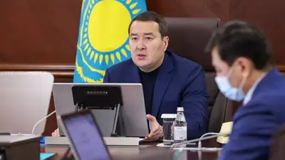 Смаилов провел первое совещание правительства в новом году