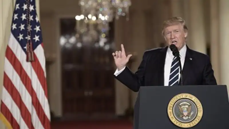 Трамп пообещал снизить цену на строительство стены на границе с Мексикой