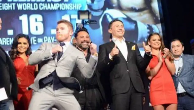 Стало известно время начала боя Головкин - "Канело"