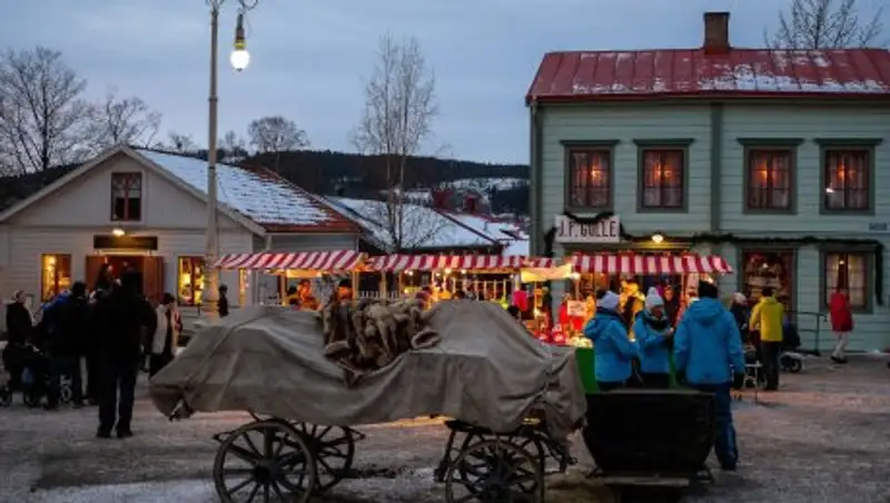Во Франции эвакуировали рождественскую ярмарку