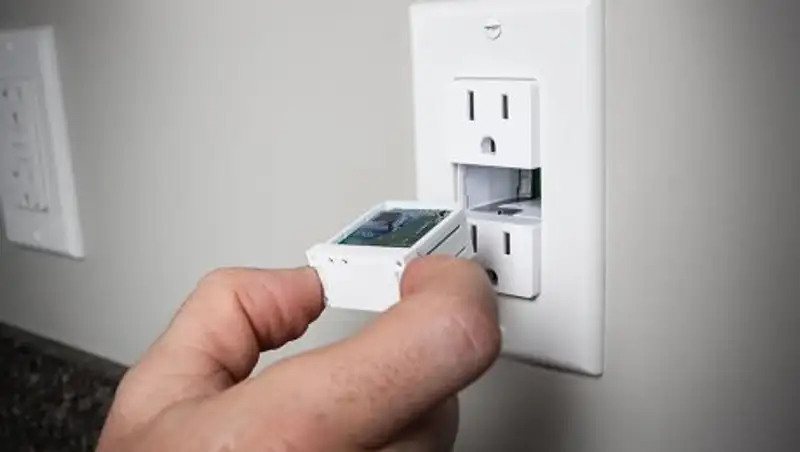 "Умная" розетка сбережет электричество