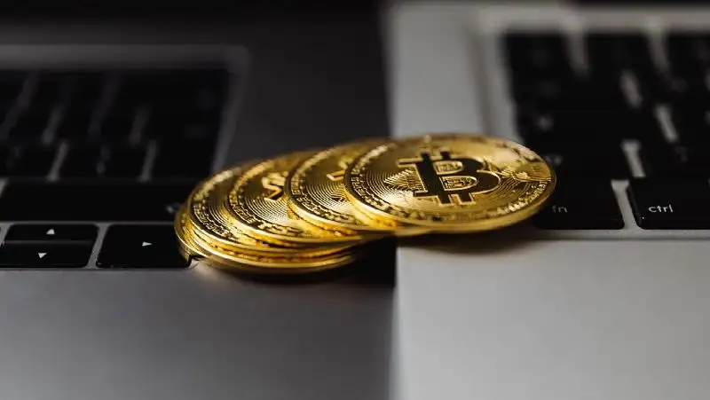 «Инвестиции» в криптовалюту: у актюбинца выманили три миллиона тенге