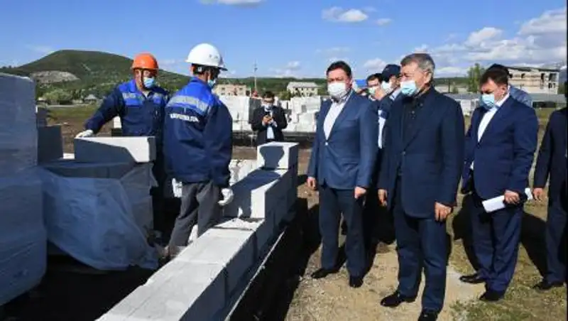 Мамин встретился с пострадавшими от пожара жителями Риддера