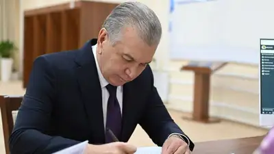 Более 90% граждан Узбекистана поддержали изменения в Конституцию, фото - Новости Zakon.kz от 01.05.2023 13:04