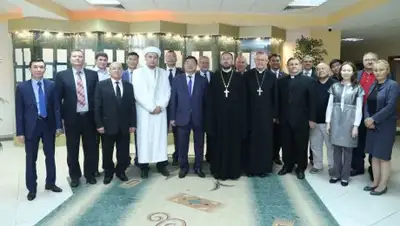 Собрание представителей религиозных объединений Казахстана, фото - Новости Zakon.kz от 03.07.2018 16:35