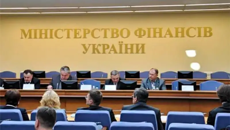 Спасать экономику Украины будет японец