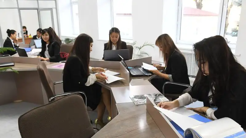 Обучающихся в Турции казахстанских студентов примут на родине