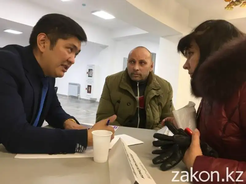 Тысячи казахстанцев получили помощь в рамках акции «Народный юрист», фото - Новости Zakon.kz от 25.11.2019 14:03