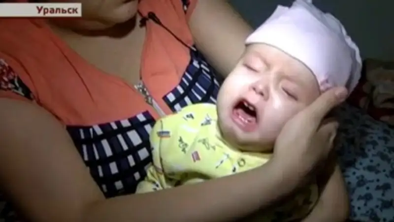 Астанинские врачи посчитали, что не должны лечить тяжелобольного ребенка