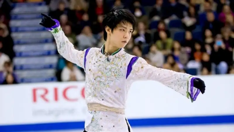 Японский фигурист принес извинения Денису Тену