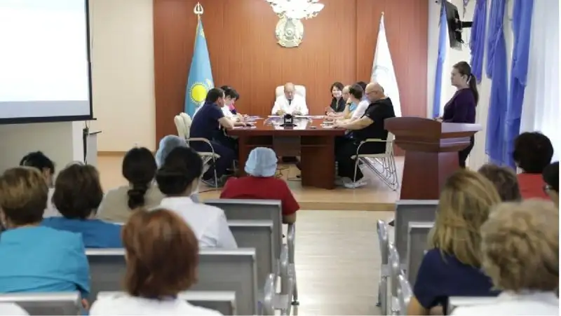Астана Послание врачи обсуждение, фото - Новости Zakon.kz от 06.10.2022 12:25