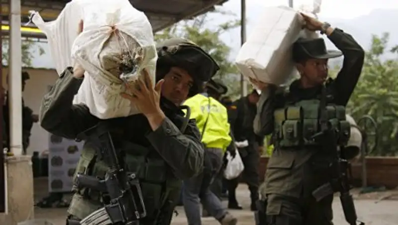 Полиция Италии, Колумбии и США изъяла 11 тонн кокаина