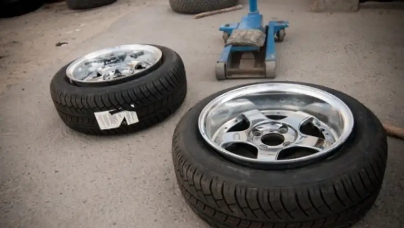 СТО работают в усиленном режиме в Петропавловске из-за гололеда