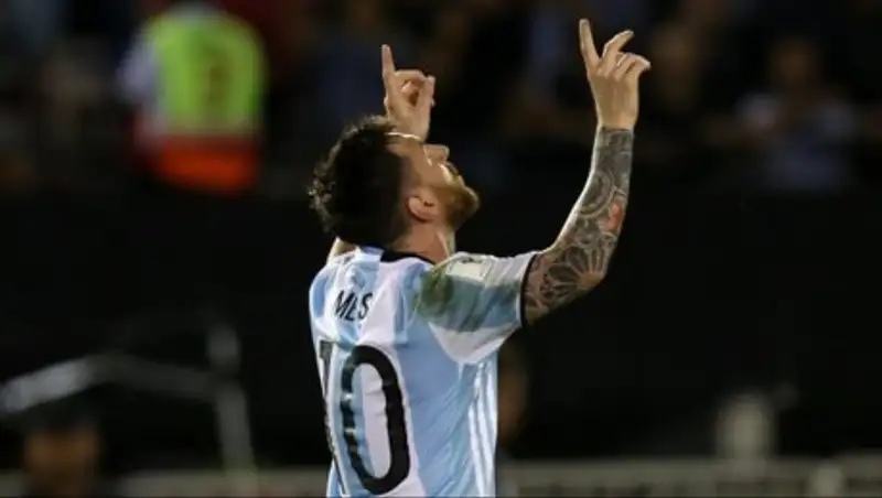 Месси спел в раздевалке после победы над Эквадором