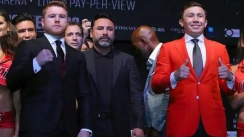 Реванш Головкин — Альварес предложили перенести на полгода