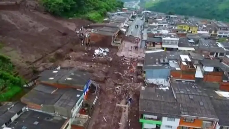 В Колумбии 11 человек погибли под оползнем