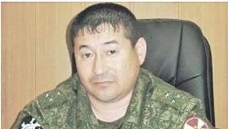 Полковник Султангабиев, накрывший собой гранату на учениях, идет на поправку