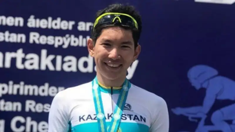 Бауржан Жапараулы стал победителем V Летней Спартакиады по велоспорту среди юниоров