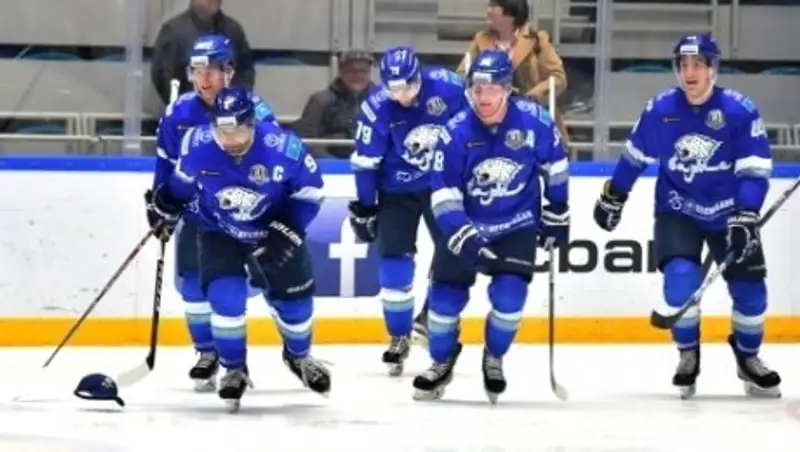 «Барыс» проиграл питерскому СКА 9:1 в матче КХЛ