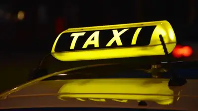 Специальный налог введут для таксистов и курьеров в Казахстане, фото - Новости Zakon.kz от 05.12.2022 11:46