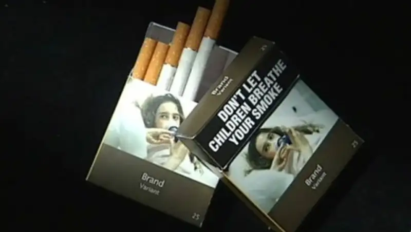 В Англии хотят продавать сигареты без бренда на упаковке