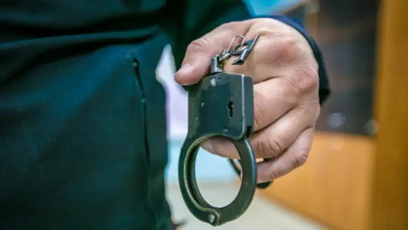 Посетителей ночного клуба эвакуировали в Нур-Султане из-за пьяного фантазера