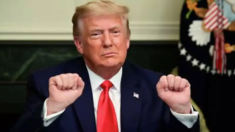 В США для Трампа готовят "инаугурацию" на "второй срок"