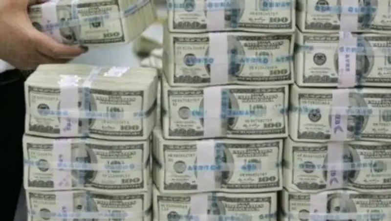 Почти 168 млрд долларов составил внешний долг Казахстана