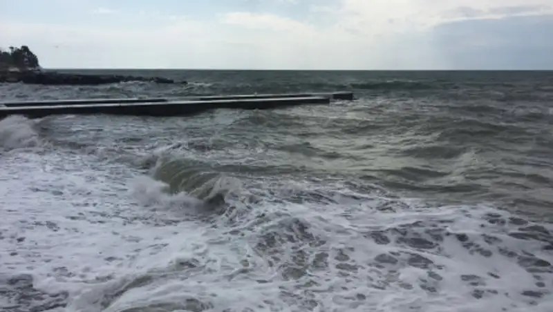 На Францию надвигается "Амели"