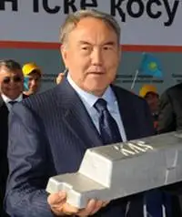 В ходе рабочей поездки в Павлодарскую область Глава государства посетил АО «Казахстанский электролизный завод», фото - Новости Zakon.kz от 19.09.2012 01:15