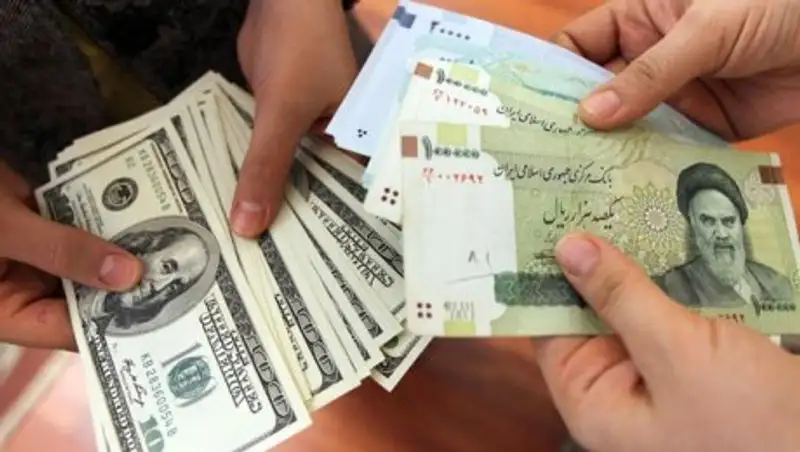 Иран отказался от доллара