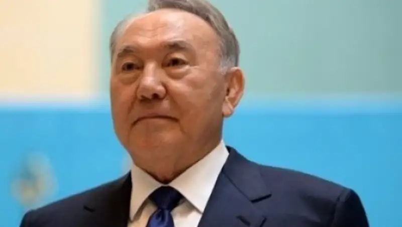 Казахстан старается всесторонне отвечать на современные вызовы – Назарбаев