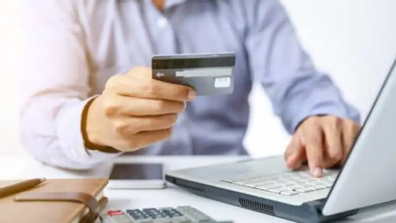 Депутат просит снизить предельные ставки по кредитам до 8%