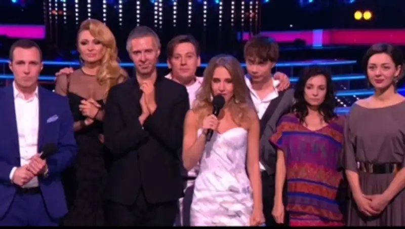 В финале шоу "Один в один" все участники исполнили песню Батырхана Шукенова
