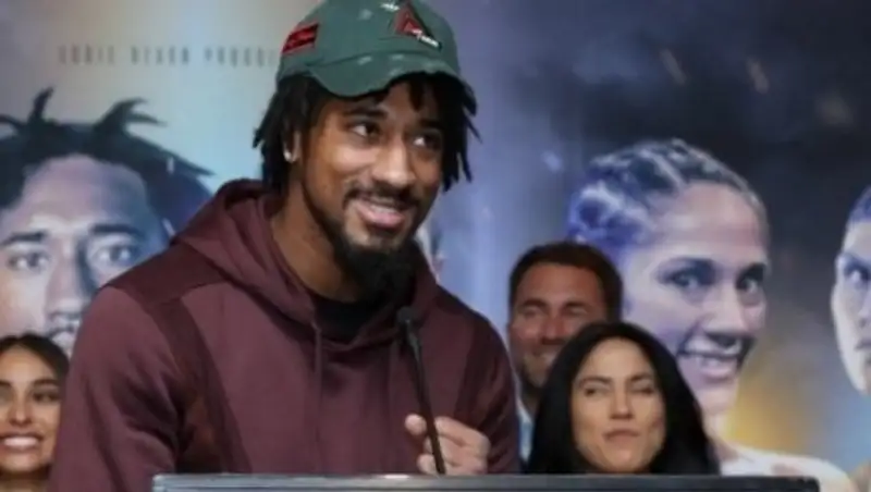 Чемпион мира раскрыл планы на бой с Головкиным