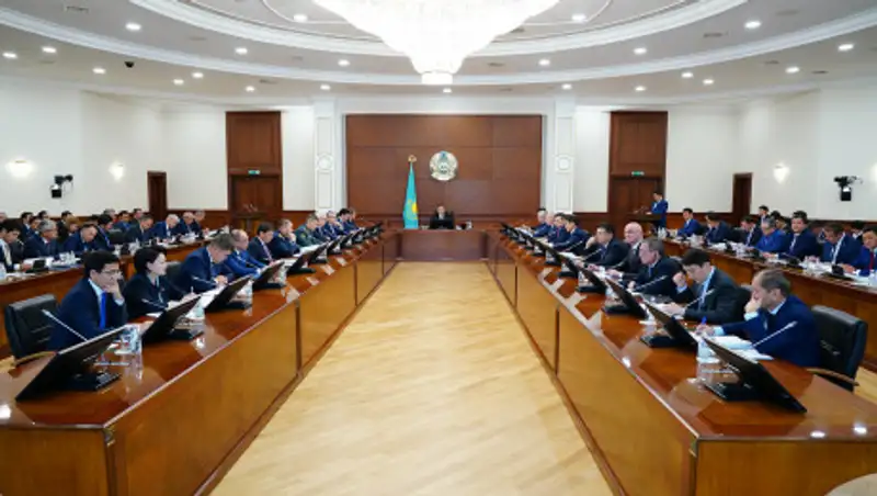 В правительстве рассмотрены ключевые положения Послания Токаева