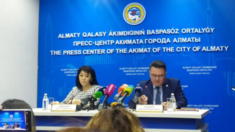 Как в Алматы ищут контактировавших с зараженными коронавирусом