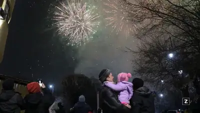 Площадь Астаны, праздник, фото - Новости Zakon.kz от 16.12.2021 21:49