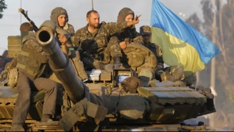 ДНР: украинские войска увеличивают группировку на линии фронта