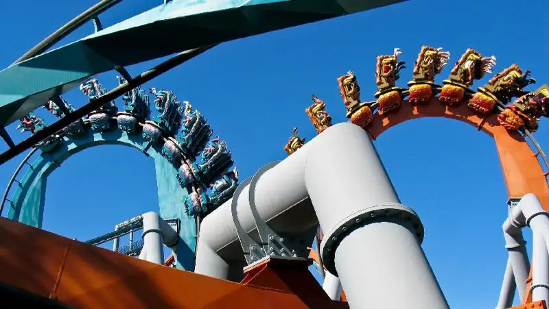 Кардиолог рассказал, для кого опасны экстремальные аттракционы