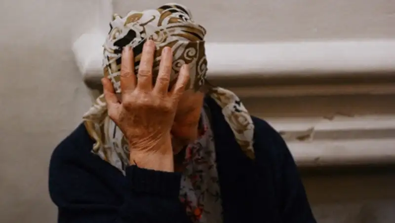 Двое грабителей в масках ограбили дом пенсионерки в Акмолинской области